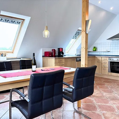 Luise Von Der Wiese 아파트 *